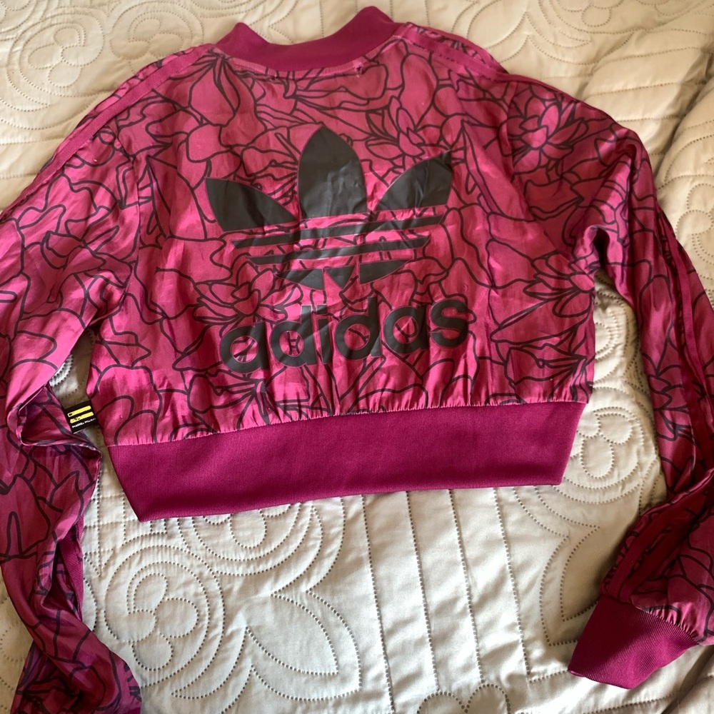 Adidas us Size L pharrel williams